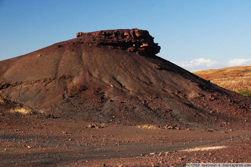 Twyfelfontein: Pinturas Rupestres y Paisajes Marcianos - Namibia: 9 días de aventura africana con niños (4)