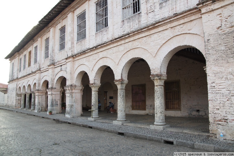 Portobelo y el Oro de las Américas, Town-Panama (2)