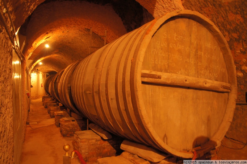 Foro de Rueda: Bodega Hijos de Alberto Gutiérrez -Serrada- Ruta del Vino de Rueda