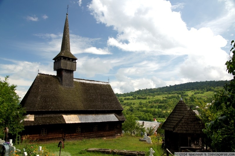 Iglesia de madera de Budesti - Maramures - Rumania