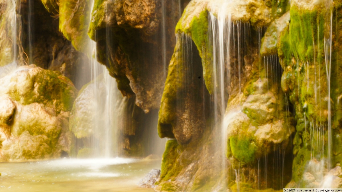 : Nacimiento del Río Cuervo - Serranía de Cuenca