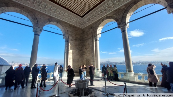 Vistas de Europa y Asia desde el Palacio de Topkapi
Vistas de ambas orillas del golfo, desde el morador de los sultanes.
