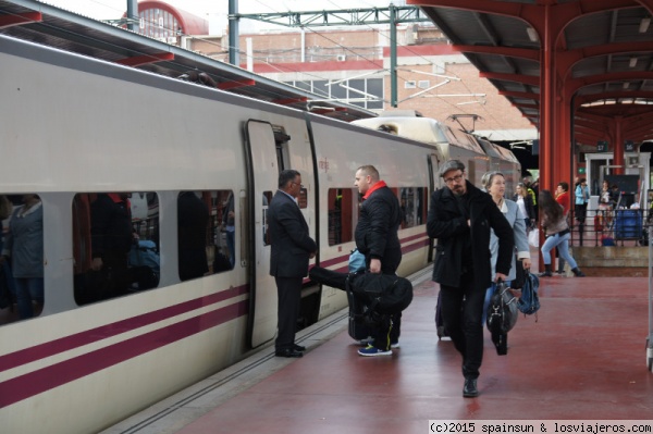 Trayectos en trenes AVE: Compartir Tarifa Mesa - Foro General de España