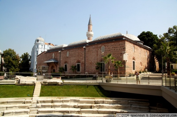 Circo Romano y la mezquita de Plovdiv
Restos excabados del Circo Romano y la mezquita de Plovdiv
