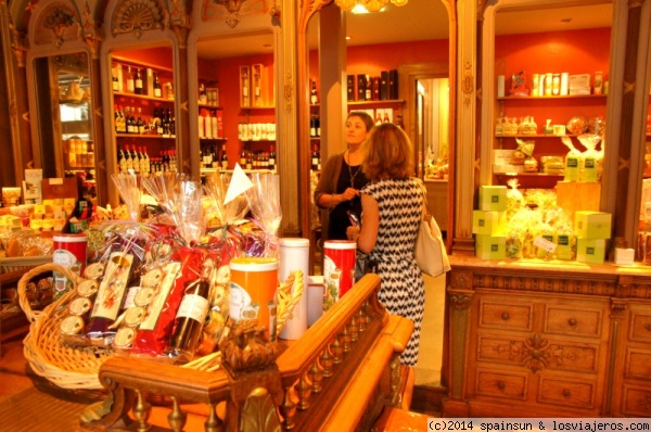 Tienda de galletas - Dijon
Interior de una tienda de galletas de Dijon: Mulot and Petitjean
