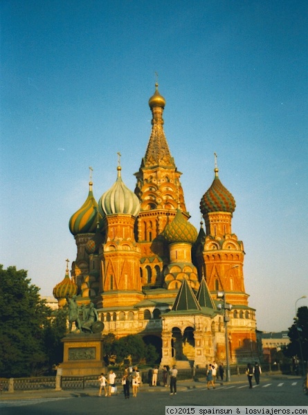 Catedral de San Basilio, Plaza Roja, Moscú
Catedral de San Basilio una de las imagenes mas famosas de la Plaza Roja de Moscú
