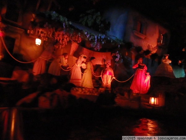 Piratas del Caribe - Atracción Disneyland
Una de las atracciones mejor ambientadas de Disneyland París
