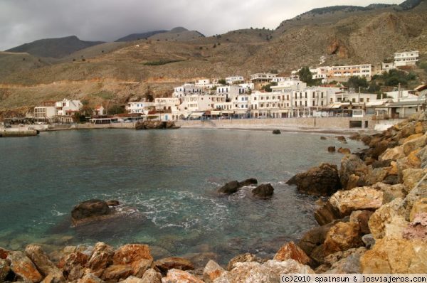 Puerto de Hora Sfakion - Creta
El lugar por donde escaparon las fuerzas inglesas durante la invasión alemana de Creta. Es un pequeño puerto de pescadores del sur de la isla.
