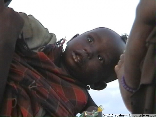 Niño Turkana
Niños de la tribu Turkana en Loyangalani - Lago Turkana
