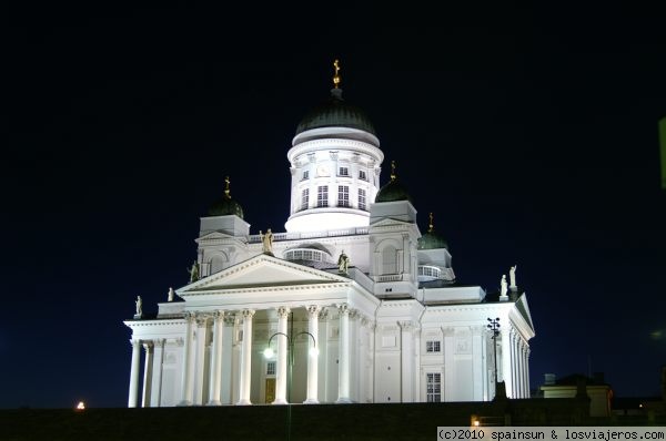 Foro de Viaje Finlandia Vuelta en Europa Escandinava: Catedral de Helsinki de noche