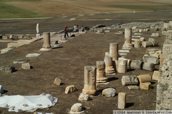 Ciudad romana de Segobriga - Cuenca
Columnas romanas en la antigua ciudad de Segobriga - Cuenca
