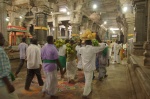 Procesión dentro del Templo de Ekambareshwara - Kanchipuram, Tamil Nadu