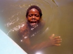 Niño garifuna nadando en el embarcadero de Livingstone - Guatemala
Guatemala, Livingstone, Caribe, Rio Dulce