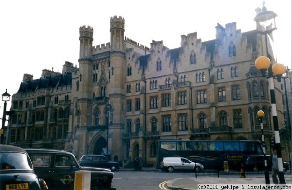 Colegio de Reading
colegio parecido al de Harry Potter
