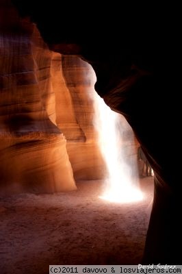 luz cegadora
Impresionante juego de luces y sombras en la gruta del antelope
