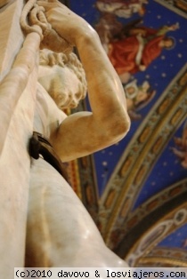 Cristo de Miguel Ángel
Cristo con la Cruz del genial Miguel Ángel en Santa María sopra Minera (Roma)
