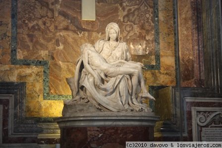 Pietá
Obra Maestra de Miguel Ángel (Roma)
