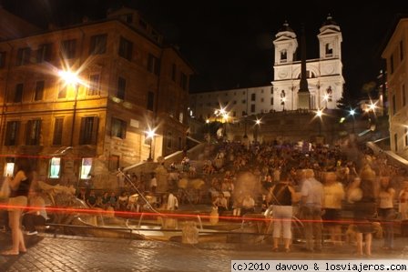 Spagna
Otra bonita vista noctura de la concurrida plaza romana
