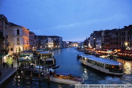 Gran Canal
Vista nocturna del Gran Canal (Venecia)
