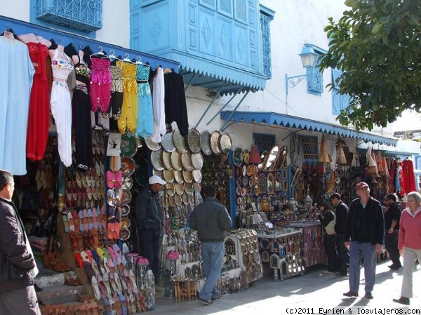 Recorriendo Tunez
Un recorrido por Tunez donde hay pueblos tan bonitos como este donde los colores son el azul y el blanco
