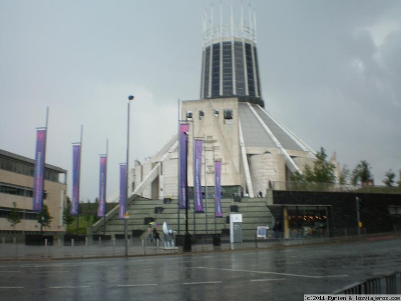 Viajar a  Reino Unido: Liverpool - Iglesia moderna (Liverpool)