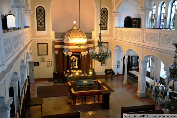 Sinagoga Nożyk
Nożyk Synagogue, Varsovia

