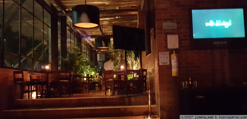 Viajar a  Colombia: Salto Del Angel - Restaurante y Disco bar Salto del Ángel en Bogotá (Salto Del Angel)