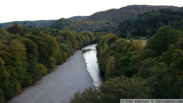 Rio Tay a su paso por Pitlochry - Escocia
Rio Tay a su paso por Pitlochry - Escocia
