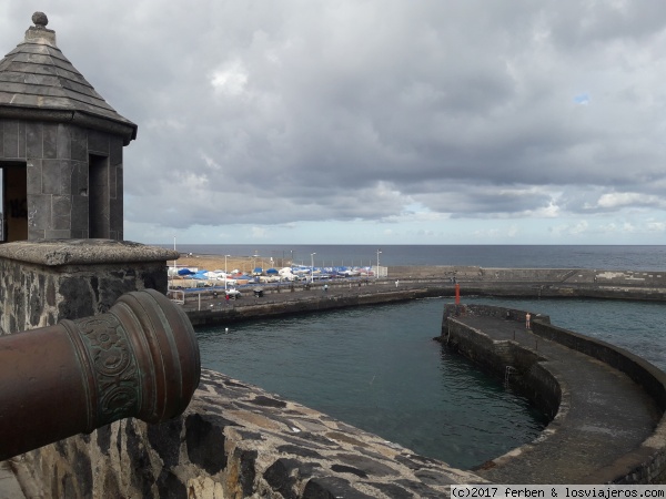 MUELLE DE PUERTO DE LA CRUZ
MUELLE DE PUERTO DE LA CRUZ
