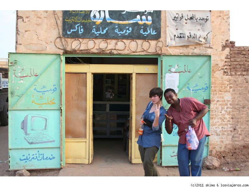 Viajar a  Sudan: Laura Jimenez Jurado Instagram - Laura y Yassir (Laura Jimenez Jurado Instagram)