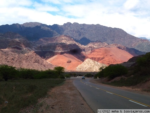 Quebrada de las Conchas, en Cafayate (Salta)
En la ruta de Cafayate a Salta
