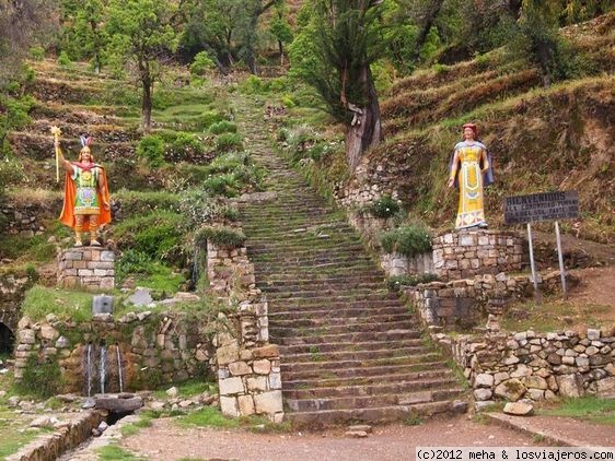 Escaleras de Yumani
Escaleras incas de Yumani en la isla del Sol del lago Titicaca (Bolivia)
