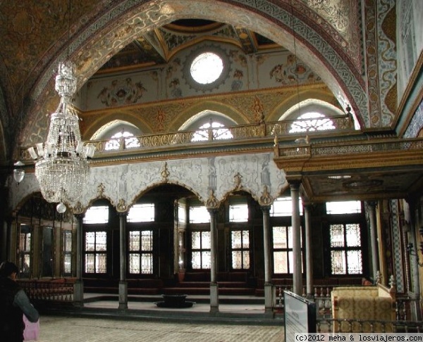 Interior del Palacio Topkapi
Antigua residencia del sultán otomano (Estambul)
