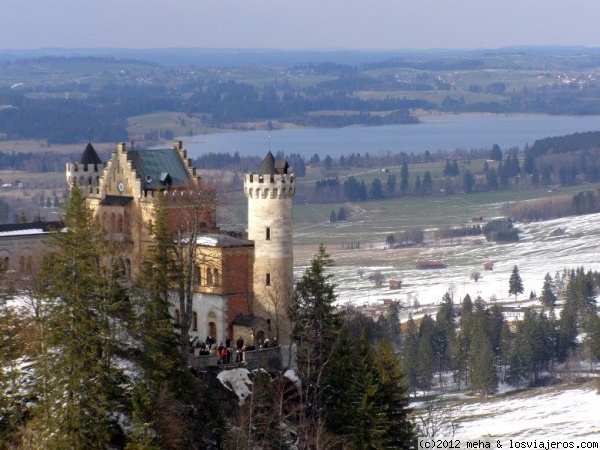Castillo Neuschwanstein
Castillo del rey loco en Baviera

