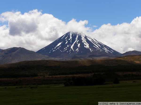 Tongariro, zona volcánica
parque nacional en la isla norte

