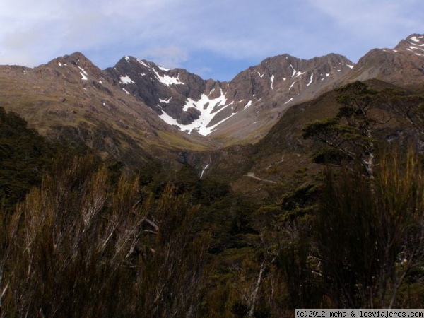 Paisajes de Arthur Pass
cruzando los Alpes de la costa oeste a la este de la isla sur
