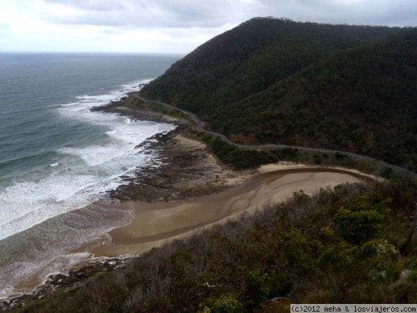 Great Ocean Road en Victoria
Considerada una de las carreteras de costa más escénicas del mundo

