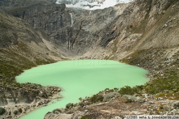 Laguna Artesoncocha - Cordillera Blanca
Una de las muchas lagunas del Parque Nacional Huascarán
