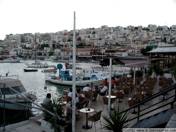 Puerto de El Pireo
se respira el estilo de vida de los griegos, disfrutando de la vida
