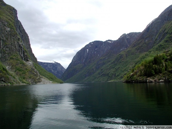 Fiordos noruegos
navegar por los fiordos es meterse en un mundo de paisajes de ensueño
