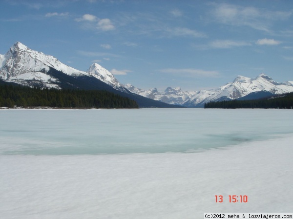 Lago Maligne helado
Parque Nacional Jasper, en Montañas Rocosas
