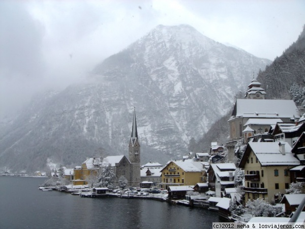 Hallstatt  nevado
Pintoresco pueblecito a orillas de un lago, en la región de Salzburgo
