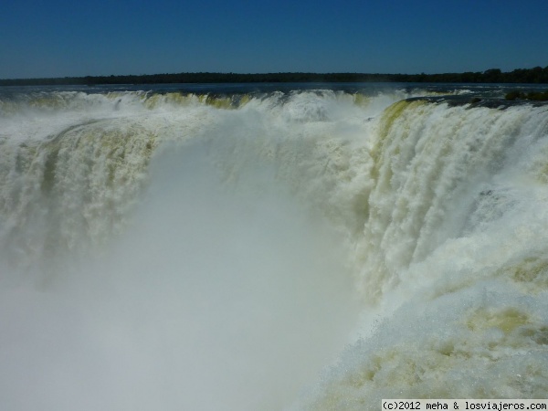 El poder del agua
Garganta del Diablo, de cataratas Iguazú. Un pequeño Niágara
