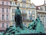 Praga: estatua de Jan Hus
