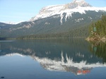 Reflejos en el lago Esmeralda