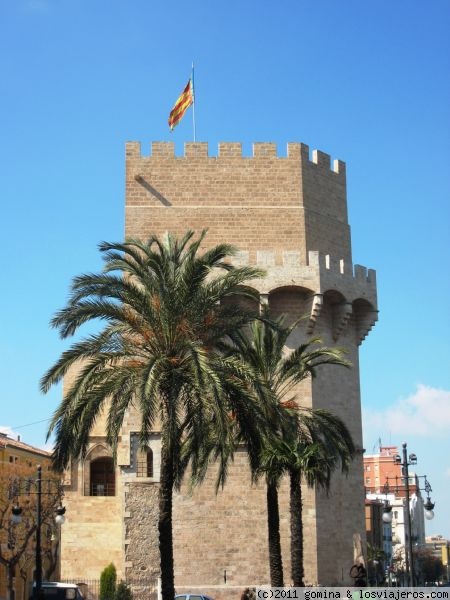 torres de Serrano, Valencia
Vista lateral de las torres de Searrano de Valencia
