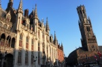Duo de monumentos
torre plaza palacio brujas belgica