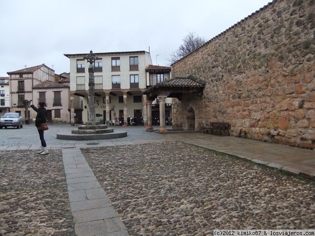Pueblos con encanto de Burgos: Frías y Ruta Lerma-Covarrubias-Caleruega