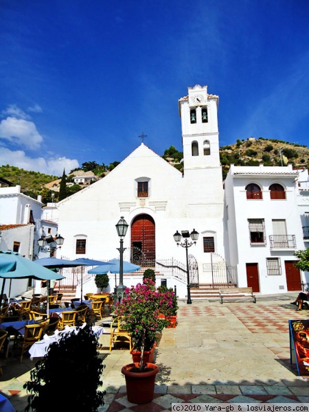 Iglesia de Frigiliana (Malaga)
Iglesia en el casco antiguo
