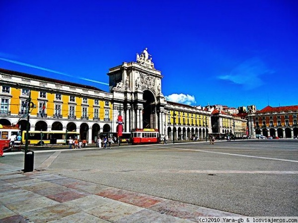 Plaza del Comercio (Lisboa)
Uno de los lugares mas emblematicos de esta ciudad.

